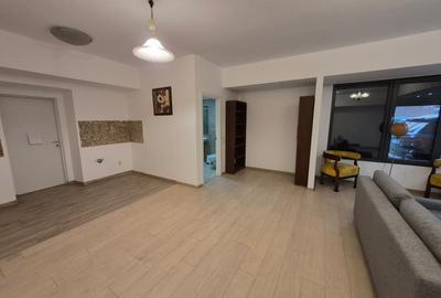 Apartament cu 2 camere decomandat în Băneasa - 9