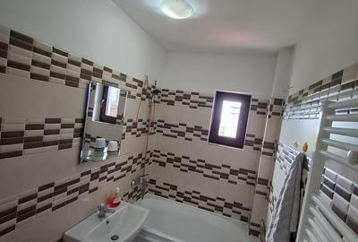 Apartament cu 2 camere în Km 4