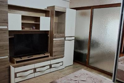 Garsonieră decomandată în Exterior Vest