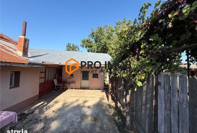 Casă cu 3 camere cu Teren 1283 Mp în Merei