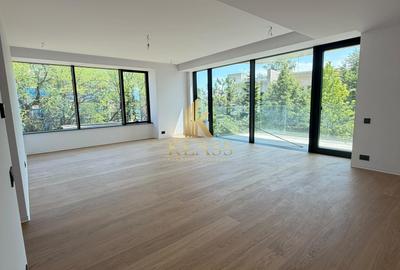 Apartament cu 4 camere decomandat în Floreasca
