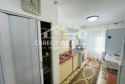 Apartament cu 3 camere decomandat în Tudor
