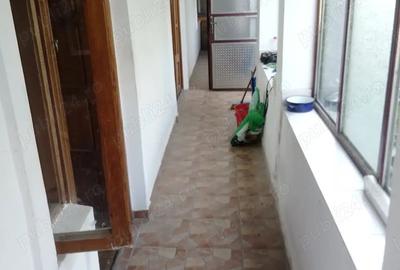 Casă cu 4 camere în Tecuci
