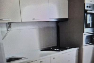 Apartament semidecomandat în 1 Mai