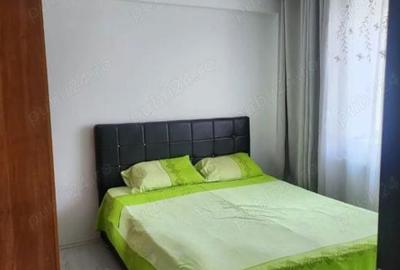 Apartament cu 3 camere, mobilat în Central - 1