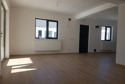 Duplex cu 12 camere cu Teren 1600 Mp în Domnești - 2