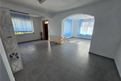 Spațiu comercial, de 110 mp, în Poieni-Suceava