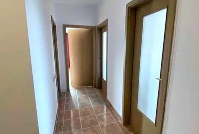 Apartament cu 2 camere decomandat în Zorilor
