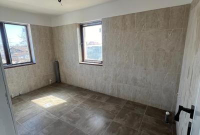 Casă cu 4 camere cu Teren 440 Mp în Tunari - 4