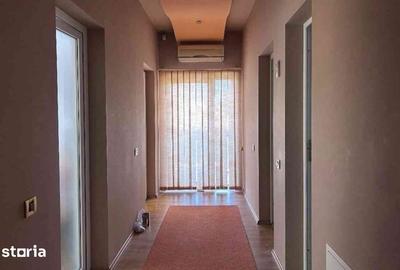 Casă cu 4 camere cu Teren 300 Mp în Rogerius - 1