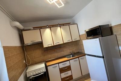 Garsonieră decomandată în Central - 13