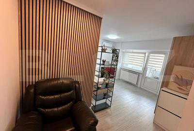 Garsonieră decomandată, mobilată în Nicolina