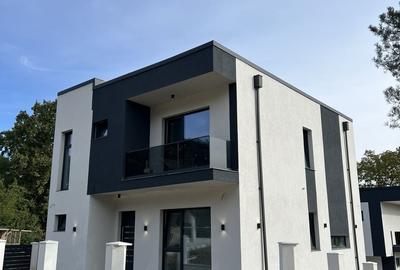 Casă cu 6 camere cu Teren 350 Mp în Copou