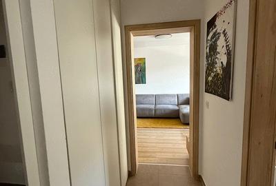 Apartament cu 2 camere decomandat în Tractorul - 3