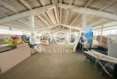 Spațiu comercial, de 1,100 mp, în Central