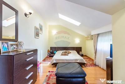 Casă cu 5 camere cu Teren 431 Mp în Corbeanca