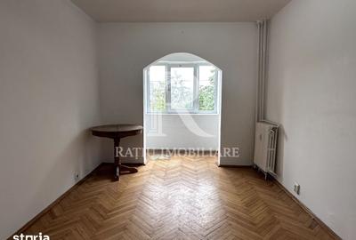 Apartament cu 3 camere decomandat în Cantemir - 20