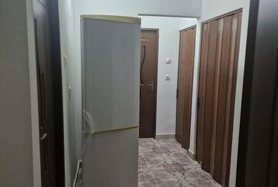 Apartament cu 2 camere decomandat în Sud
