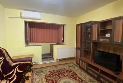 Apartament cu 2 camere semidecomandat, mobilat în Alexandru cel Bun
