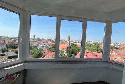 Apartament cu 3 camere decomandat în Central