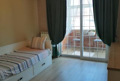 Apartament cu 3 camere decomandat în Dacia
