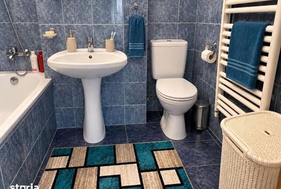Apartament cu 3 camere semidecomandat în Micălaca