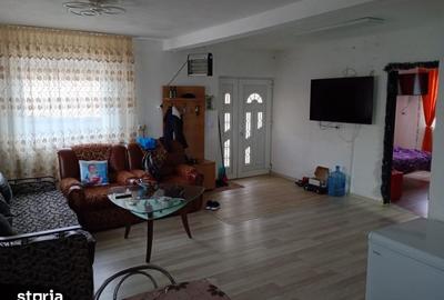 Casă cu 3 camere cu Teren 2260 Mp în Siloz - 6