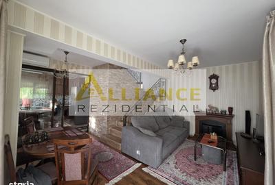 Casă cu 4 camere în Viilor