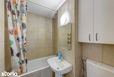 Apartament cu 2 camere decomandat, mobilat în Sălăjan