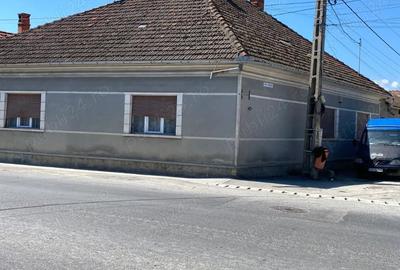 Casă cu 5 camere în Tărlungeni - 9