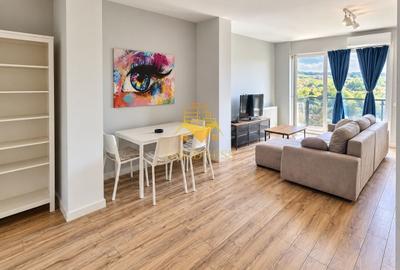 Apartament cu 2 camere semidecomandat în Central