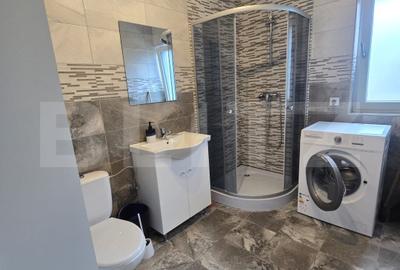 Apartament cu 3 camere decomandat, mobilat în Micro 3