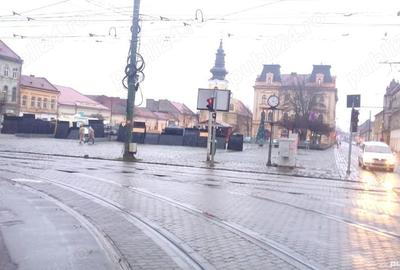 Casă cu 6 camere în Traian