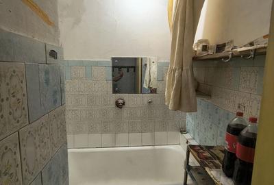 Apartament cu 3 camere semidecomandat în Berceni - 10