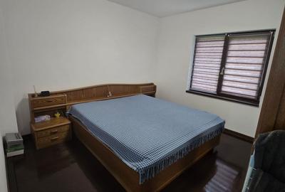 Casă cu 6 camere cu Teren 2147 Mp în Cetățeni - 2
