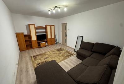 Apartament cu 2 camere decomandat în Berceni