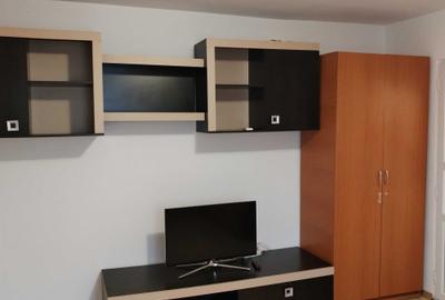 Garsonieră decomandată în Exterior Vest