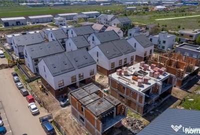 Casă cu 5 camere cu Teren 202 Mp în Central