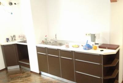 Apartament cu 3 camere în Central - 2