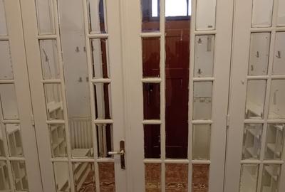 Casă individuală cu 10 camere cu Teren 387 Mp în P-ța Muncii - 4