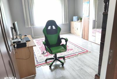 Casă cu 4 camere cu Teren 100 Mp în Central - 4