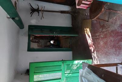 Casă cu 4 camere în Slava Rusă