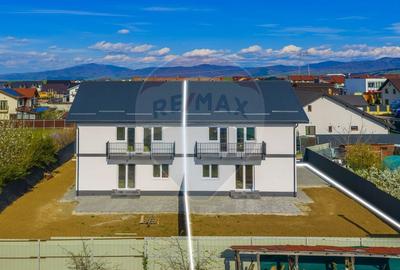 Casă cu 5 camere cu Teren 317 Mp în Tărlungeni - 2