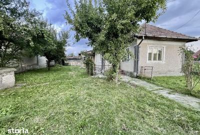 Casă cu 2 camere cu Teren 1642 Mp în Bonț - 5