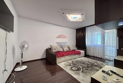 Apartament cu 2 camere decomandat, mobilat în Casa de Cultură