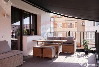 Apartament cu 3 camere decomandat în Intim - 1