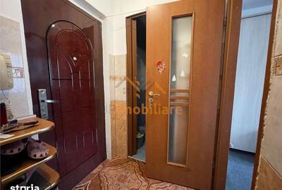 Apartament cu 2 camere decomandat în Rogerius