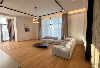 Apartament cu 5 camere decomandat, mobilat în Herăstrău