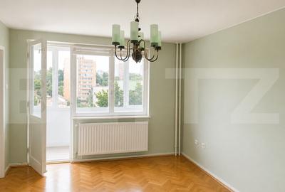 Apartament cu 2 camere decomandat în Semicentral