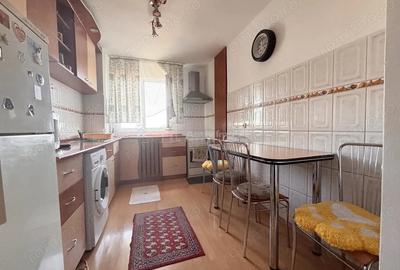 Apartament cu 3 camere decomandat în Dacia - 12